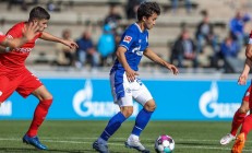 半岛体育vip注册-包含波鸿绝杀对手，取得胜利反弹的词条