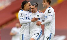 半岛体育网页版入口-包含伯恩利全城因球而欢神奇表现充满悬念的词条