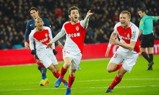 半岛体育官方登录入口-巴黎主场大胜摩纳哥，法甲榜首稳如泰山的简单介绍