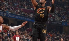 半岛体育官网入口-猛龙击败骑士，全场领先