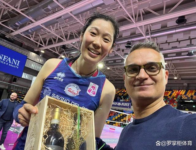 菁英对决中国队再拔头筹,引爆球迷热议 菁英对决中国队再拔头筹,引爆球迷热议