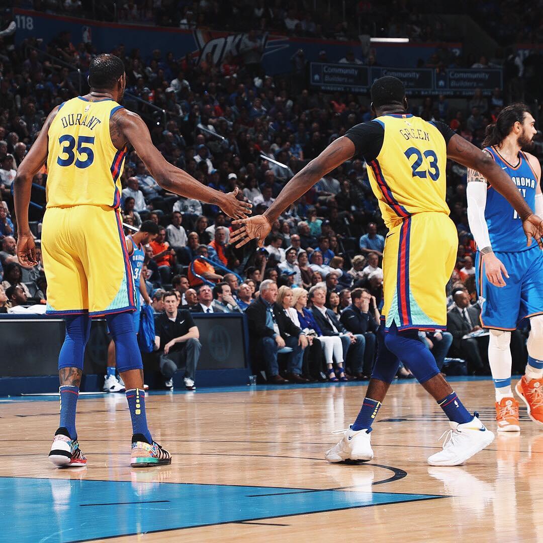 多点开花,球队攻防兼备获得连胜 多点开花,球队攻防兼备获得连胜