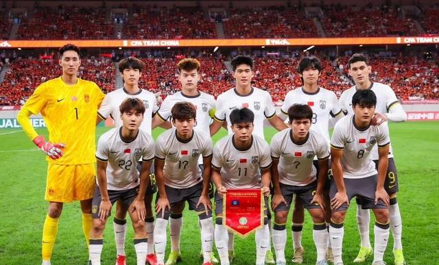 比赛中球队突然换上替补球员,意外改变战局 比赛中球队突然换上替补球员,意外改变战局