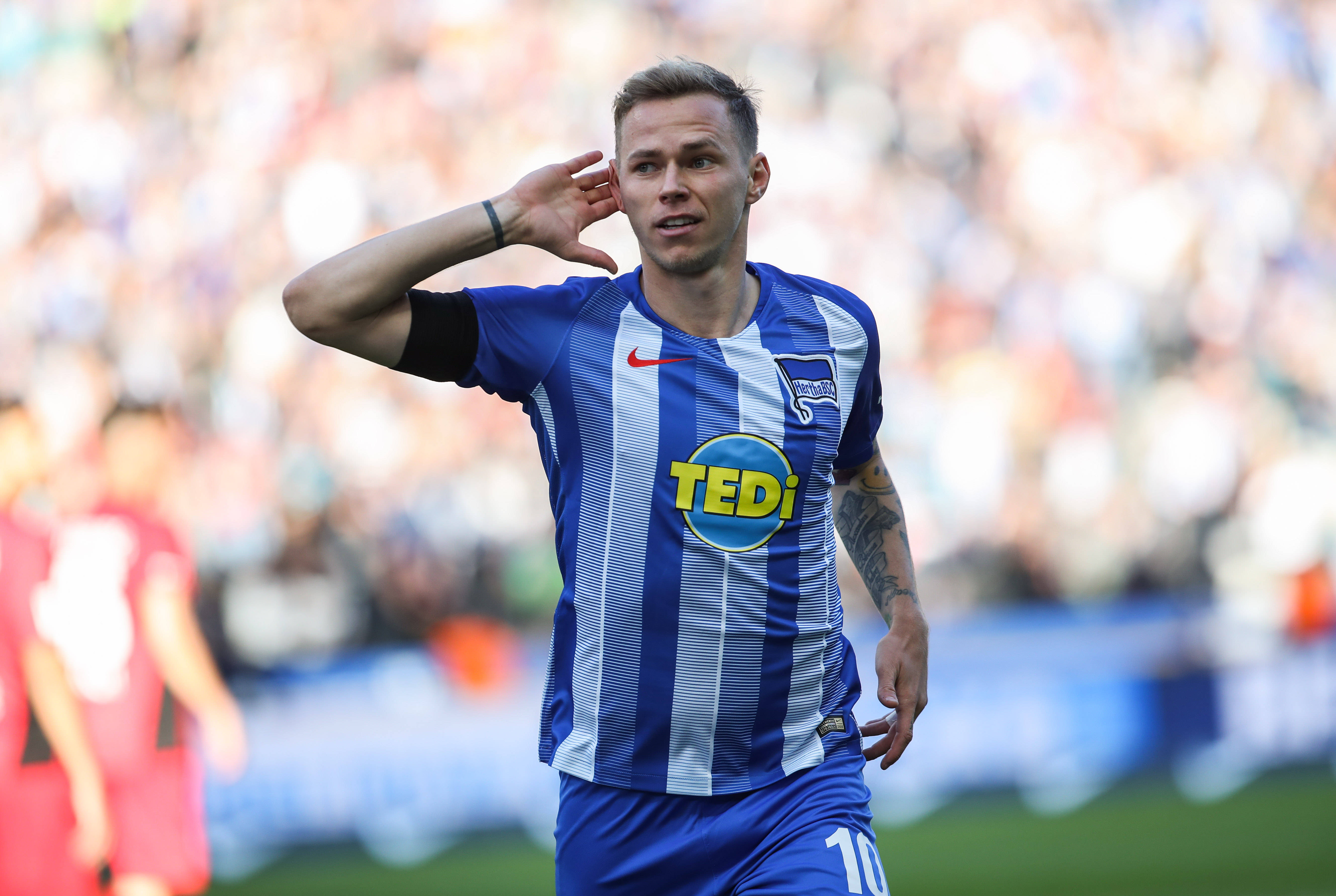 柏林赫塔客场胜沙尔克,收获胜利 柏林赫塔客场胜沙尔克,收获胜利