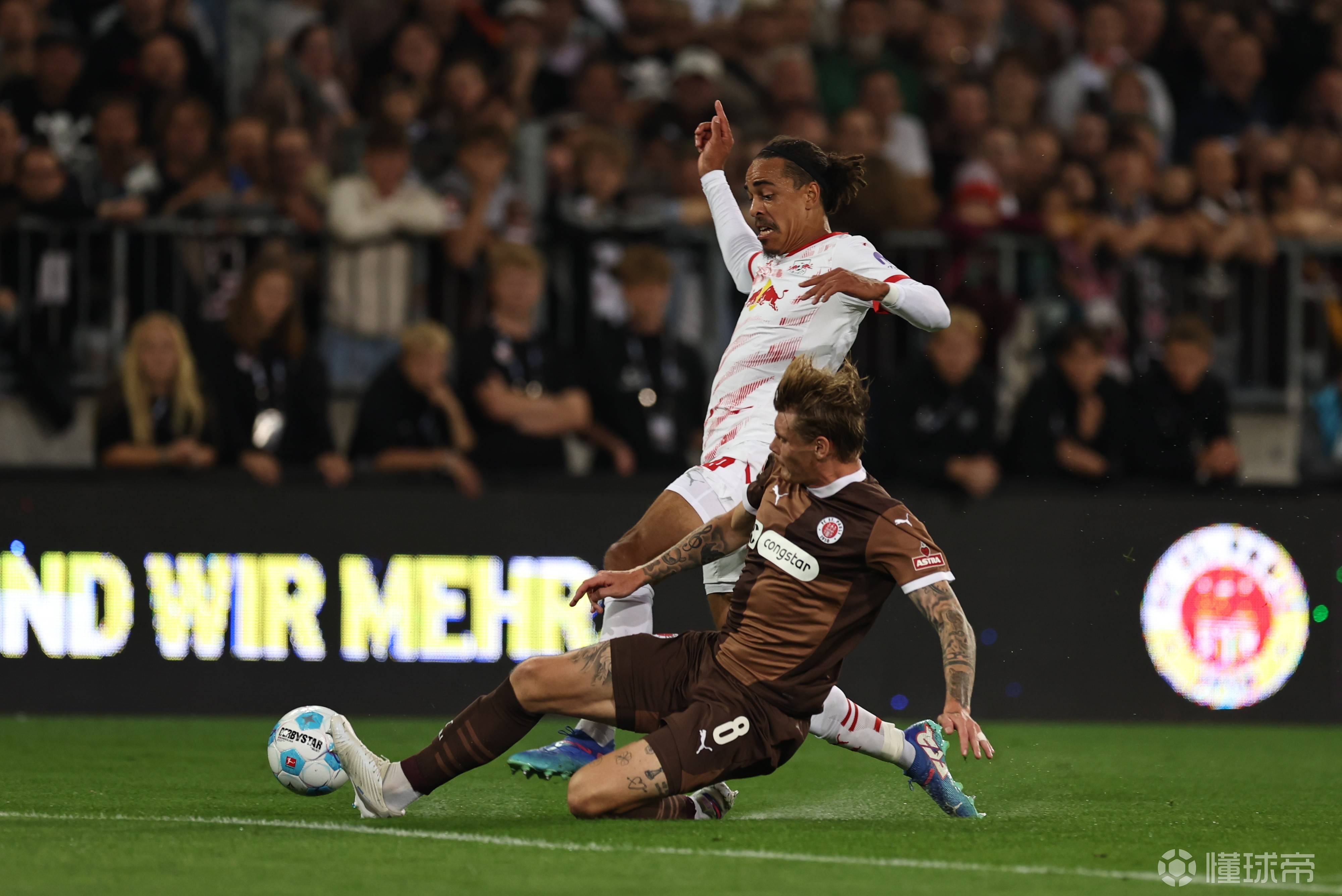 新晋球队霍芬海姆表现出色,受到关注 新晋球队霍芬海姆表现出色,受到关注