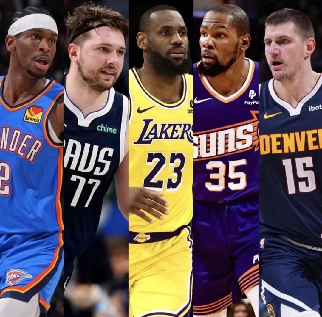 关于库里成功连续第三次入选NBA全明星首发阵容的信息 关于库里成功连续第三次入选NBA全明星首发阵容的信息