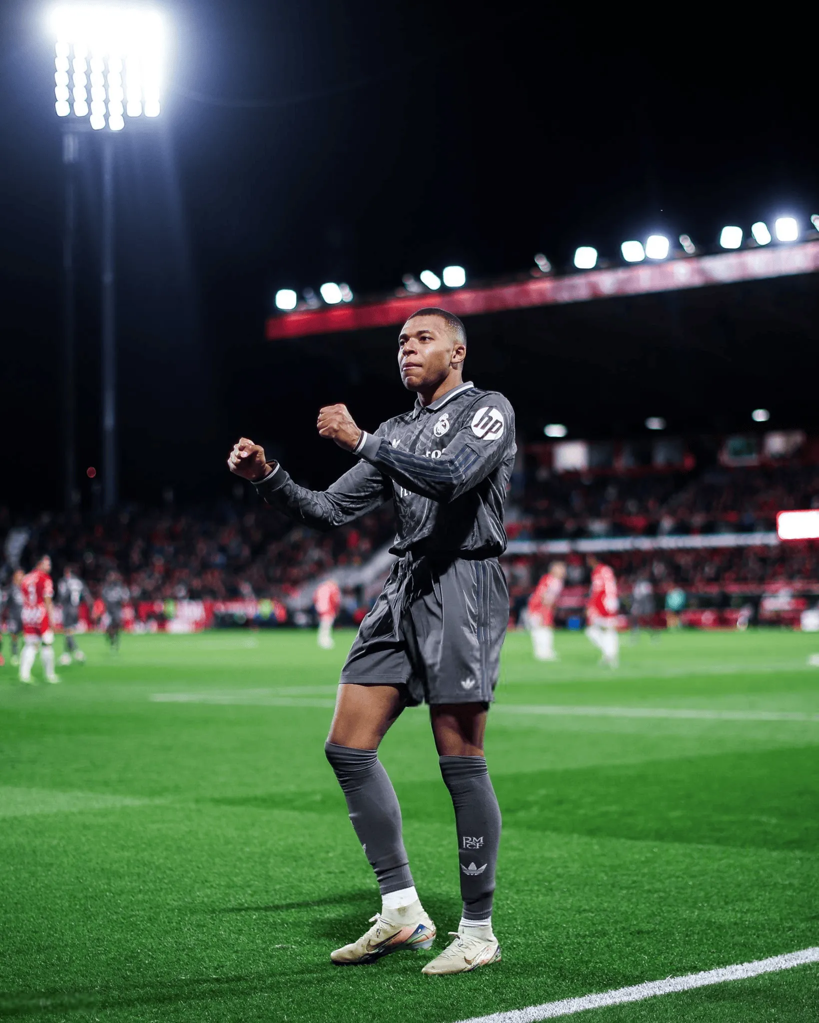 法国顶级联赛赛程密集,球员体力消耗巨大的简单介绍 法国顶级联赛赛程密集,球员体力消耗巨大的简单介绍