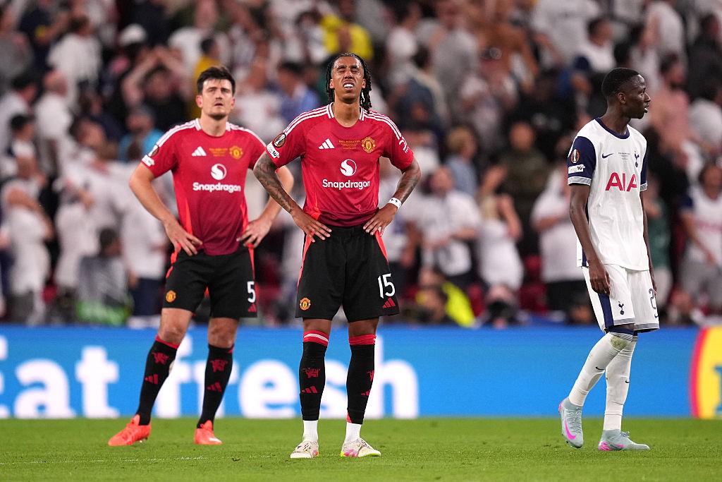 关于曼联遭遇连败,球队危机加重,主帅不满表现的信息 关于曼联遭遇连败,球队危机加重,主帅不满表现的信息